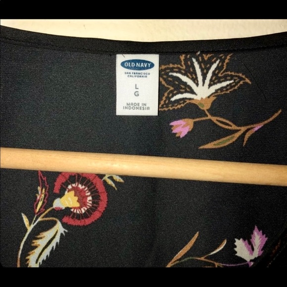 Old Navy Peasant Floral Blouse - Picture 4 of 6